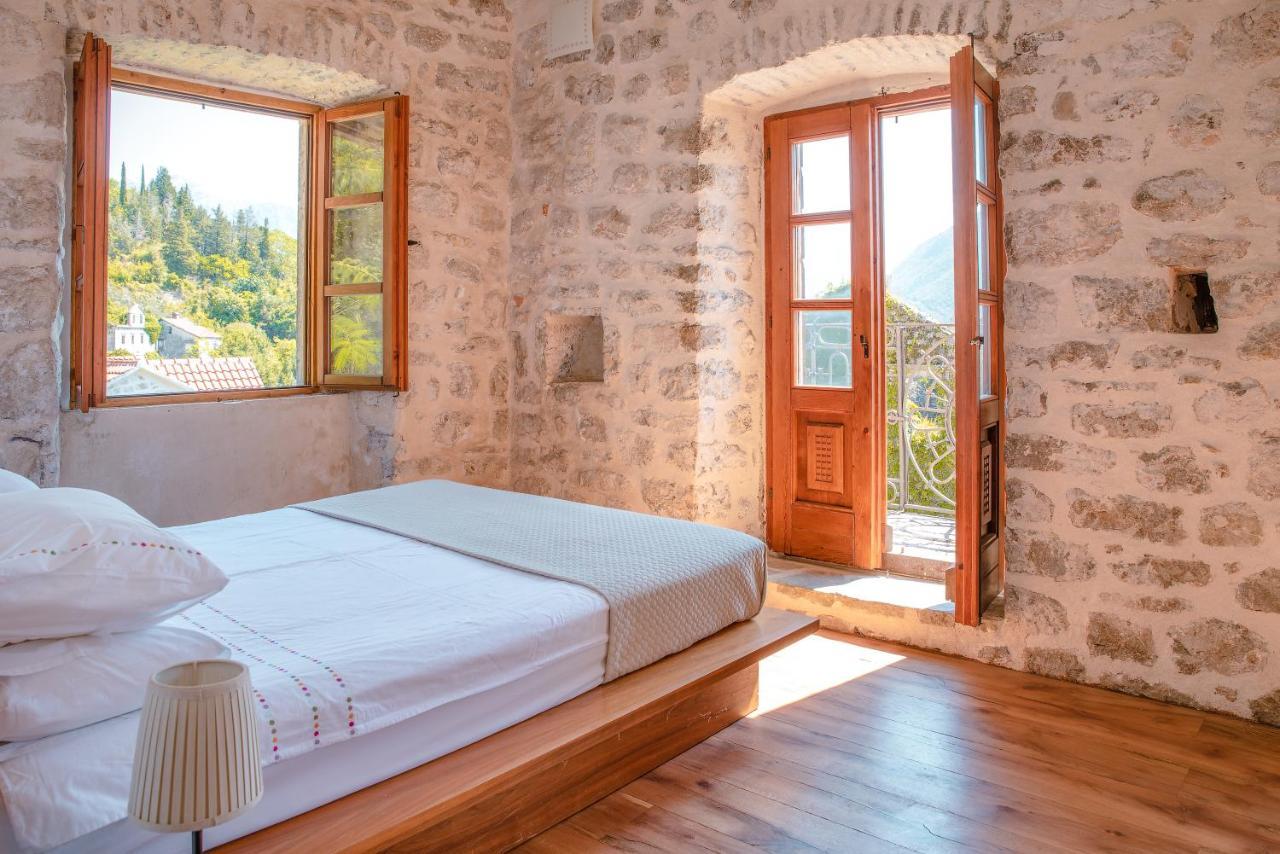 Guesthouse Mrshe Palace Perast Bagian luar foto