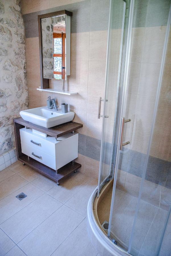 Guesthouse Mrshe Palace Perast Bagian luar foto