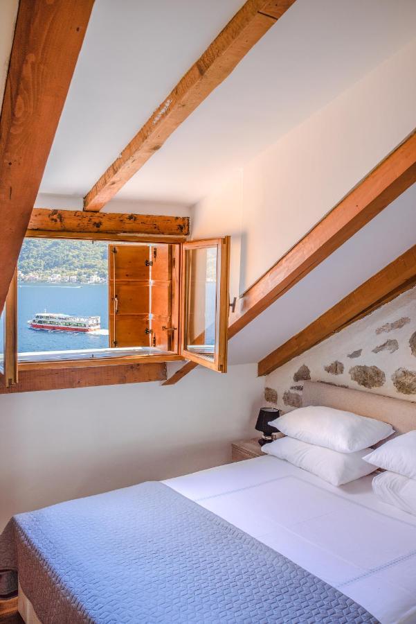 Guesthouse Mrshe Palace Perast Bagian luar foto