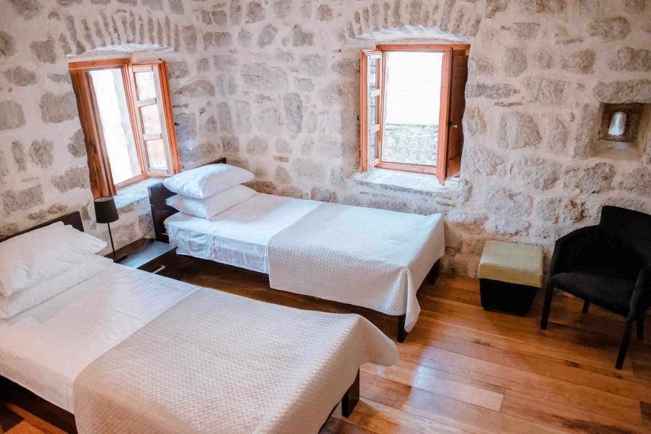 Guesthouse Mrshe Palace Perast Bagian luar foto
