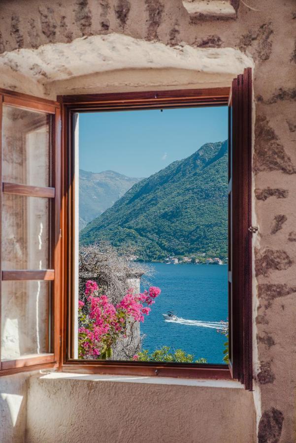 Guesthouse Mrshe Palace Perast Bagian luar foto