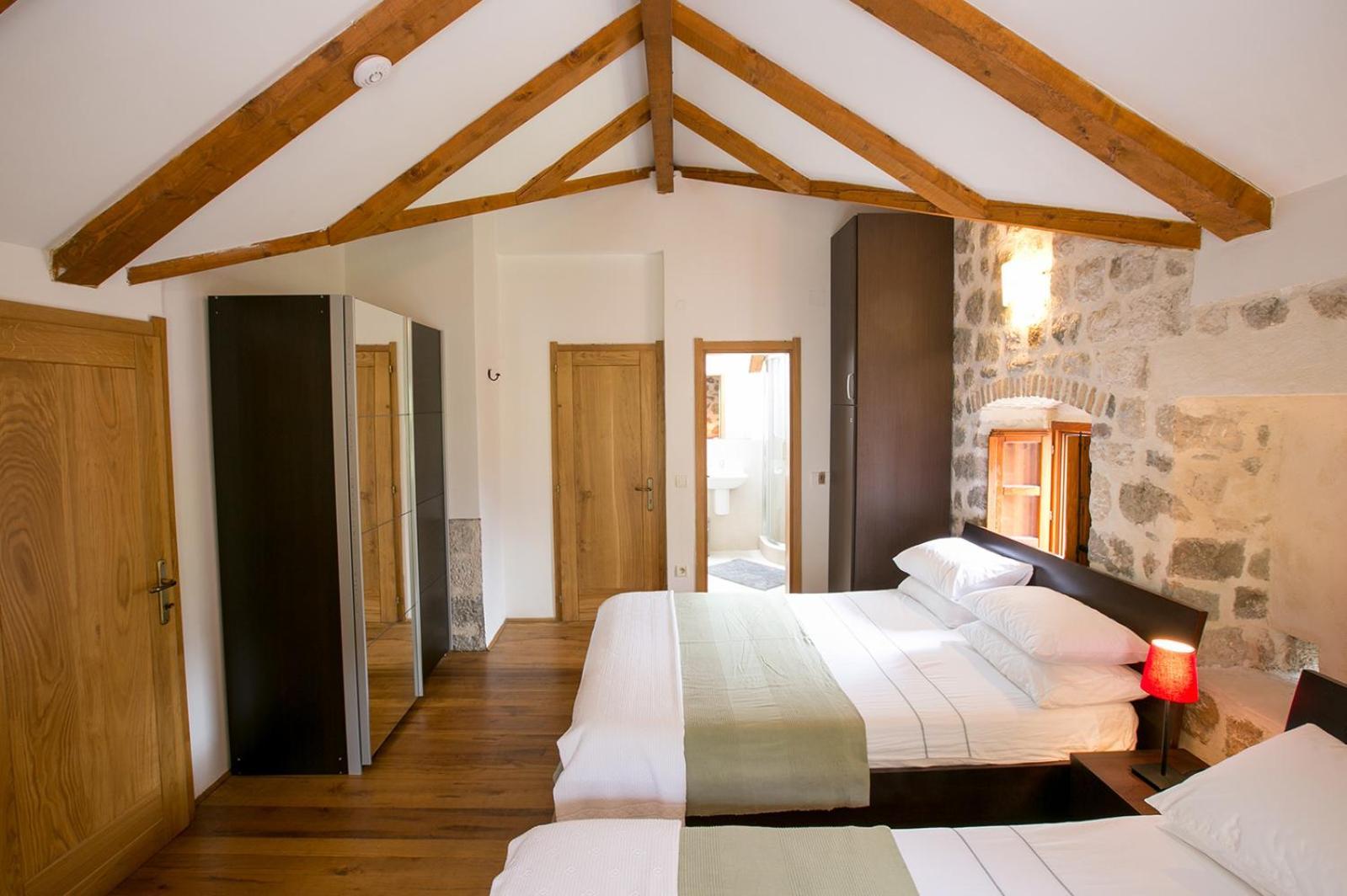 Guesthouse Mrshe Palace Perast Bagian luar foto